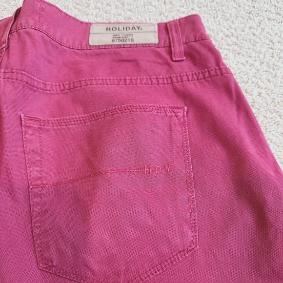 Holiday Brand Jeans Pants Red Straight Leg Preppy Classic Casual Friday Size 32 - Picture 3 of 9